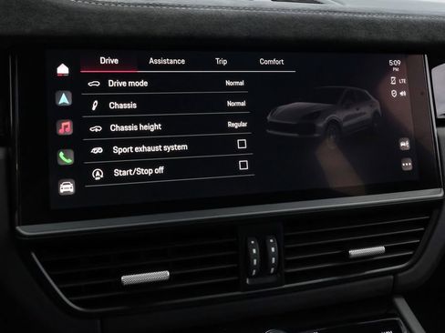 Used 2023 Porsche Cayenne Turbo GT image 30