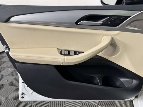 Used 2020 BMW X3 M40i w/ Premium Package image 17