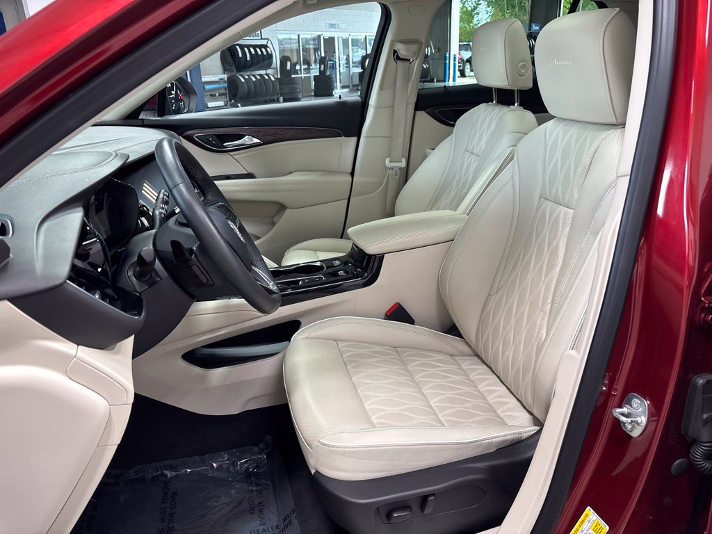 Used 2023 Buick Envision Avenir AWD/4WD image 10