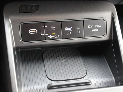 Used 2026 Hyundai Kona SEL Premium AWD/4WD image 13