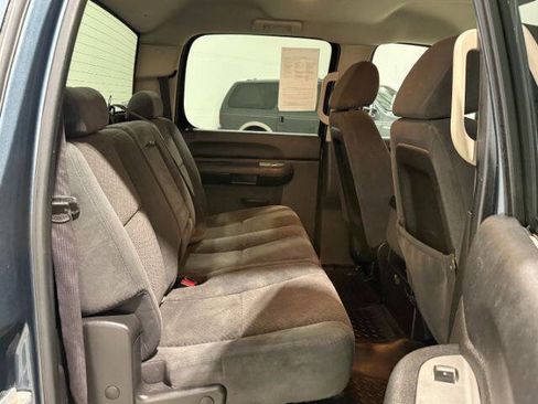 Used 2007 Chevrolet Silverado 2500 LT w/ Suspension Package, Off-Road image 16