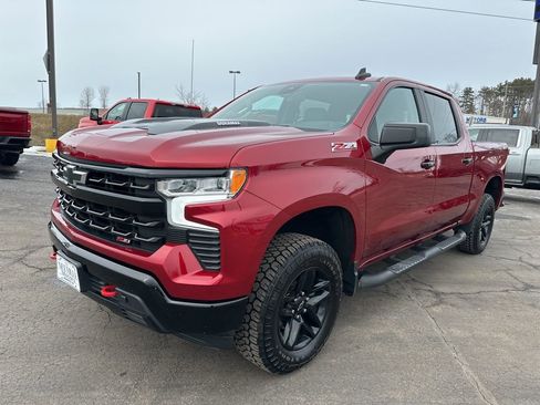 Used 2022 Chevrolet Silverado 1500 LT Trail Boss w/ Convenience Package II image 7