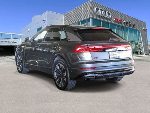 Used 2025 Audi Q8 Premium Plus w/ Premium Plus Package AWD/4WD image 2