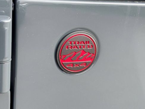 New 2026 Jeep Gladiator Rubicon w/ Safety Group AWD/4WD image 7
