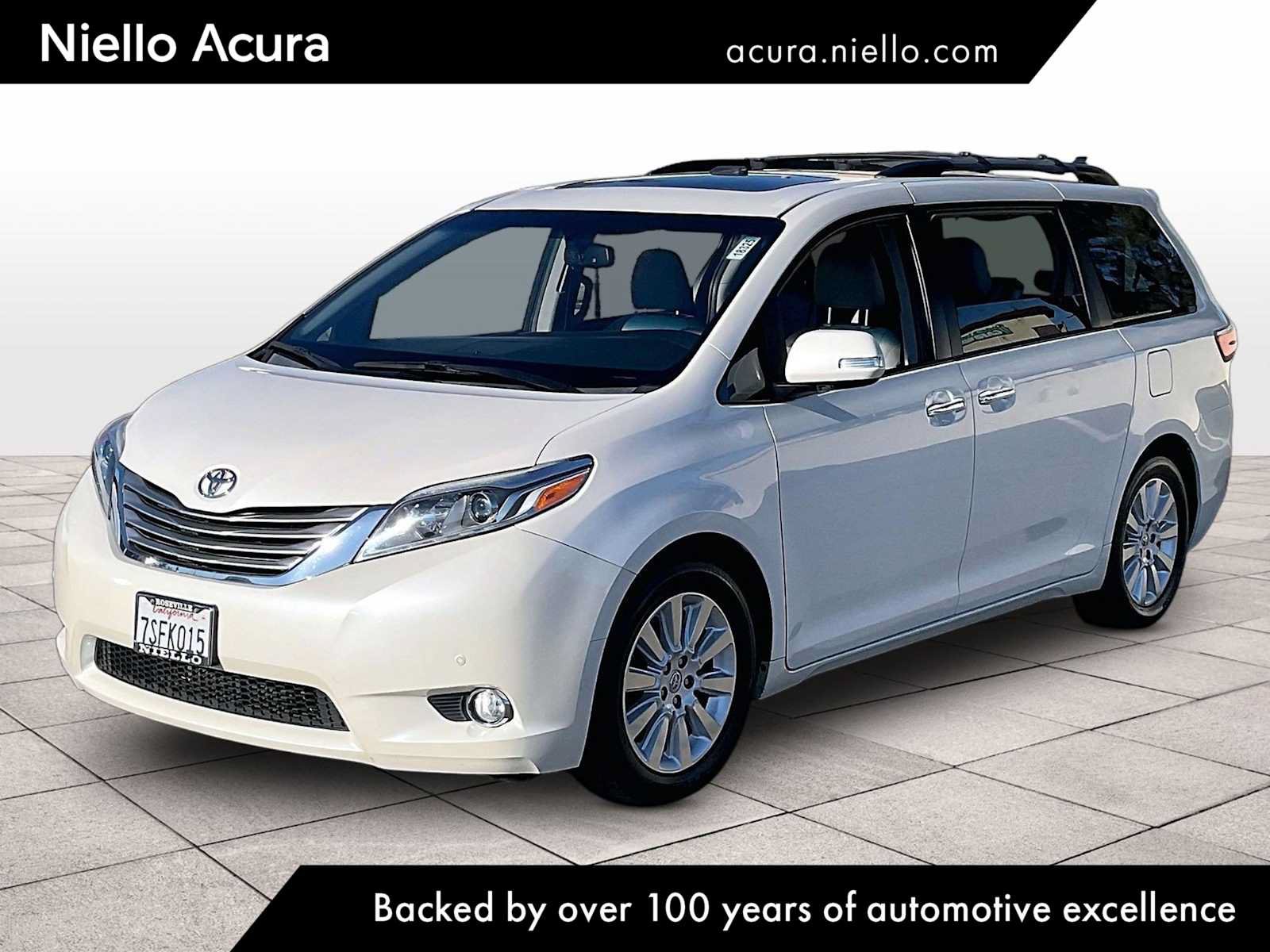 Used 2016 Toyota Sienna Limited FWD image 1