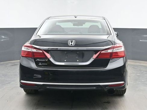 Used 2017 Honda Accord EX-L image 9