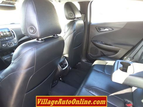 Used 2016 Chevrolet Malibu LT w/ Driver Confidence Package image 14