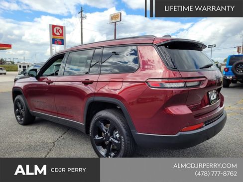 New 2025 Jeep Grand Cherokee L Altitude AWD/4WD image 12