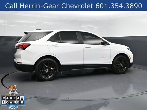 Used 2024 Chevrolet Equinox LS image 32