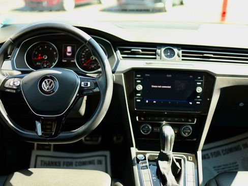 Used 2019 Volkswagen Arteon SE image 38