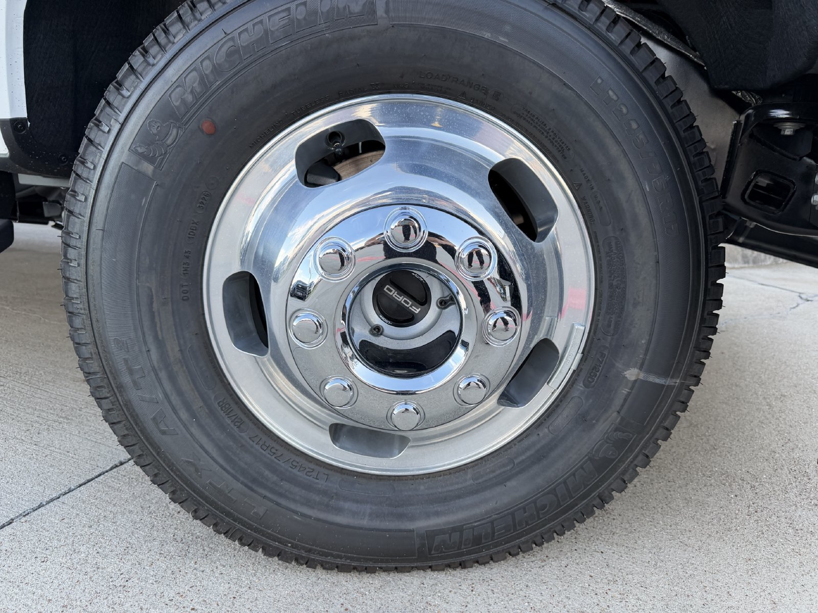 New 2027 Ford F350 Lariat AWD/4WD image 8