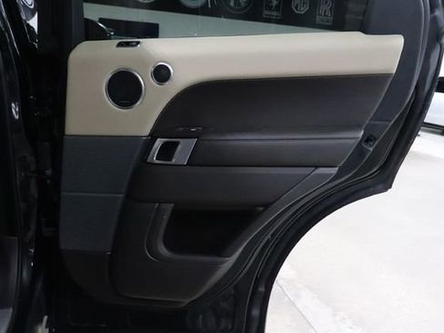 Used 2019 Land Rover Range Rover Sport HSE AWD/4WD image 24