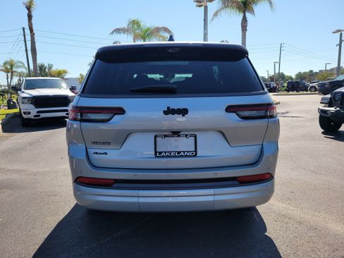 New 2026 Jeep Grand Cherokee L Limited AWD/4WD image 7