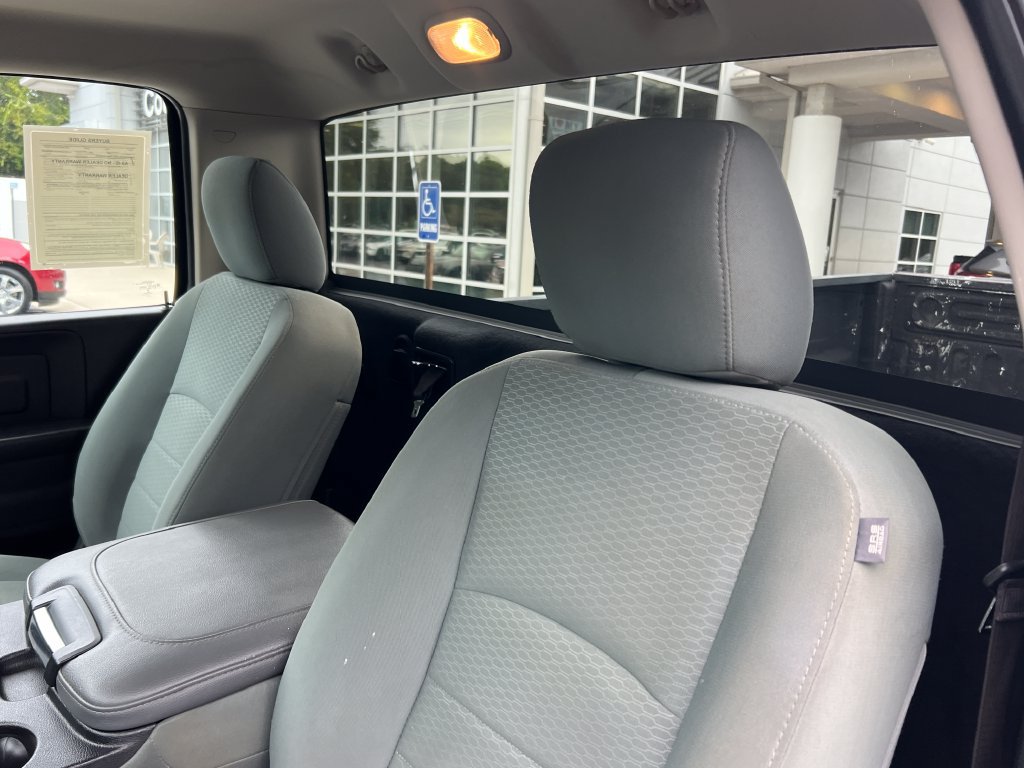 Used 2018 RAM 1500 Express RWD image 7