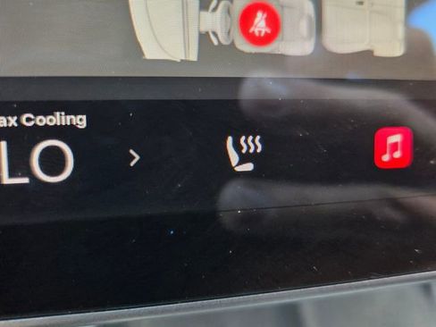 Used 2021 Tesla Model 3 Standard Range Plus image 24