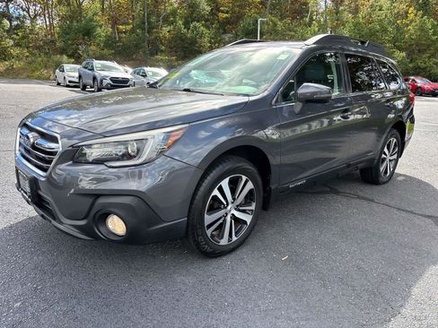 Used 2018 Subaru Outback 2.5i Limited image 6