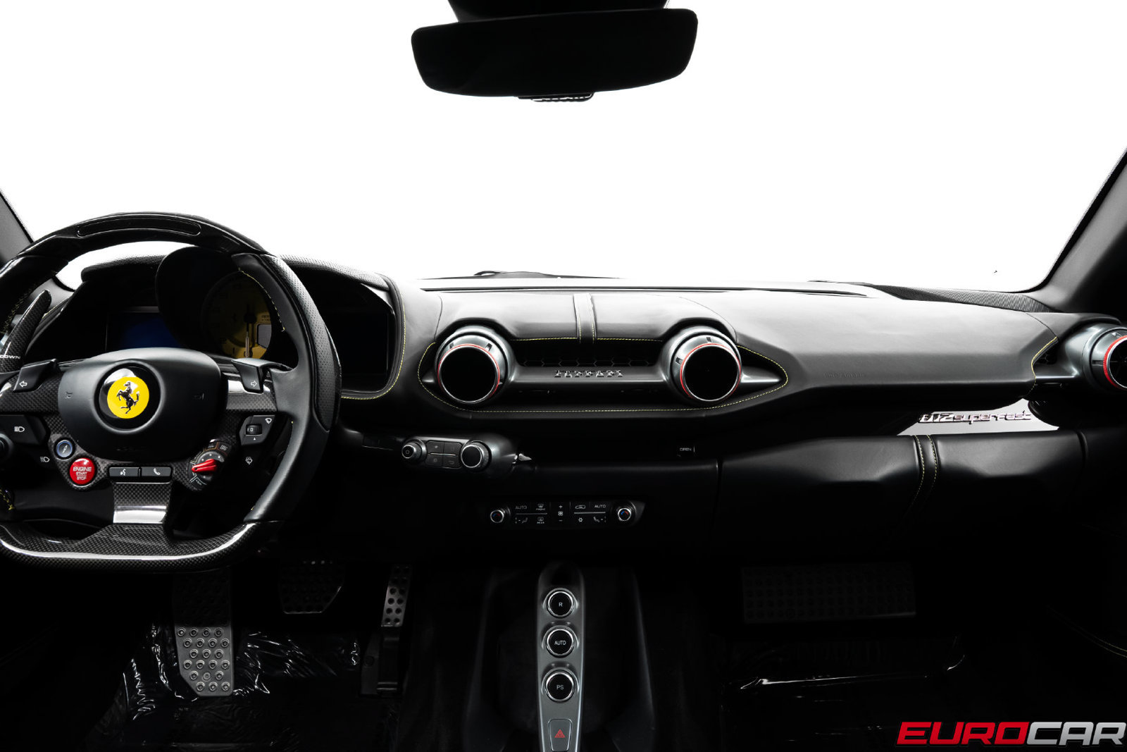 Used 2020 Ferrari 812 Superfast RWD image 28