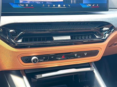New 2026 BMW 330i Sedan w/ Premium Package RWD image 25