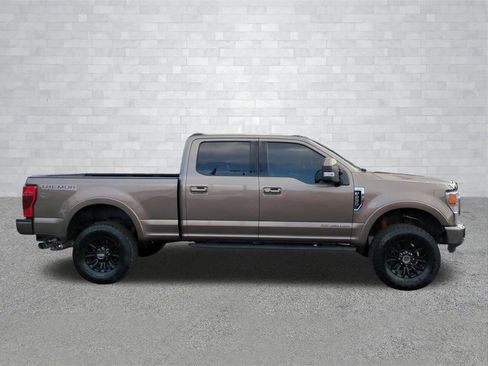 Certified 2022 Ford F250 Lariat w/ Tremor Off-Road Package image 3