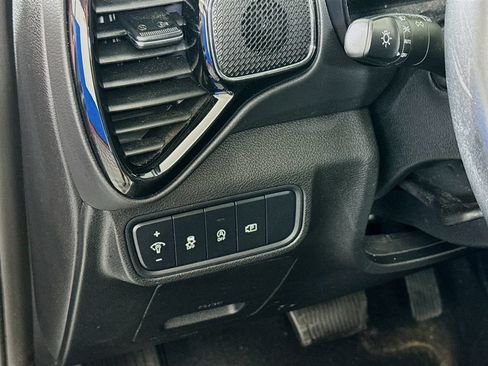Used 2024 Kia Soul GT-Line FWD image 10