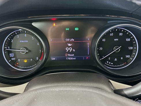Used 2022 Buick Encore GX Select w/ Sport Touring Package FWD image 19