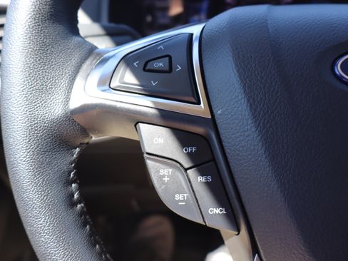 Used 2024 Ford Edge SEL w/ Convenience Package AWD/4WD image 16
