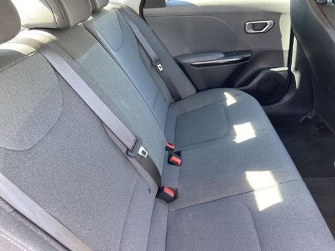 Used 2025 Kia K4 LXS 4D Sedan image 21