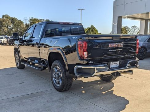 New 2026 GMC Sierra 2500 SLE w/ SLE Value Package; image 8