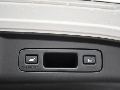 Certified 2025 Acura ADX A-Spec image 28