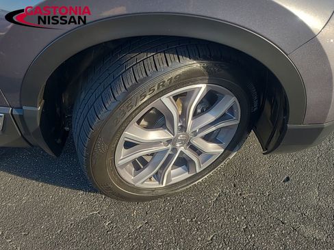 Used 2022 Honda CR-V Touring image 14