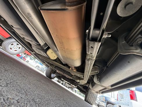 Used 2017 Cadillac Escalade Luxury RWD image 34