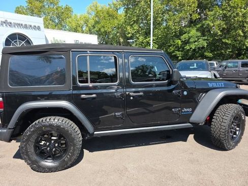 Used 2024 Jeep Wrangler Unlimited AWD/4WD image 20