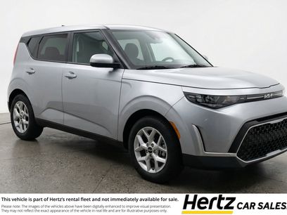 Used 2025 Kia Soul LX w/ LX Technology Package