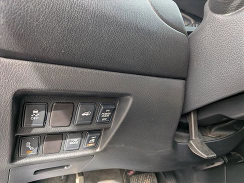 Used 2015 Nissan Pathfinder SL w/ SL Tech Package image 15