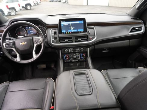Used 2021 Chevrolet Suburban Premier w/ Premium Package AWD/4WD image 26