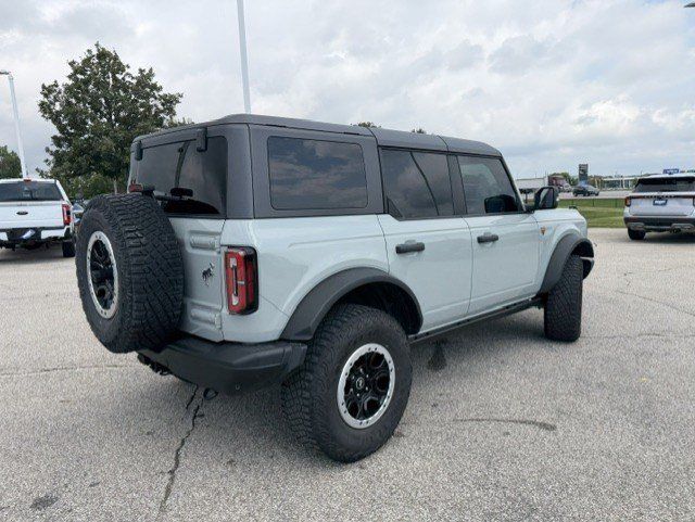 Certified 2023 Ford Bronco Badlands AWD/4WD image 8