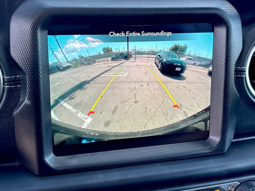 Certified 2023 Jeep Wrangler Unlimited Sahara AWD/4WD image 18