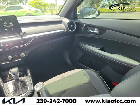 Used 2021 Kia Forte GT-Line FWD image 17