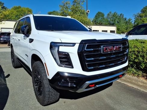 Used 2026 GMC Yukon AT4 w/ AT4 Premium Plus Package AWD/4WD image 4