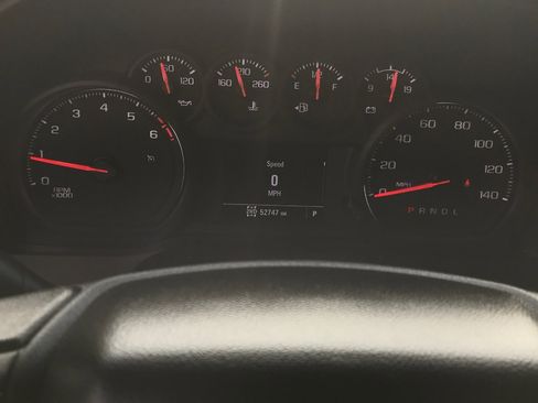 Used 2023 Chevrolet Silverado 2500 Custom w/ Custom Convenience Package image 3