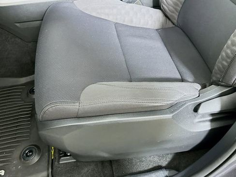 Used 2022 Toyota Tundra SR5 w/ TRD Off-Road Package image 19