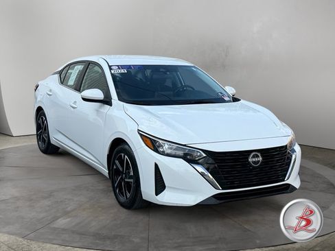 Used 2024 Nissan Sentra SV FWD image 1