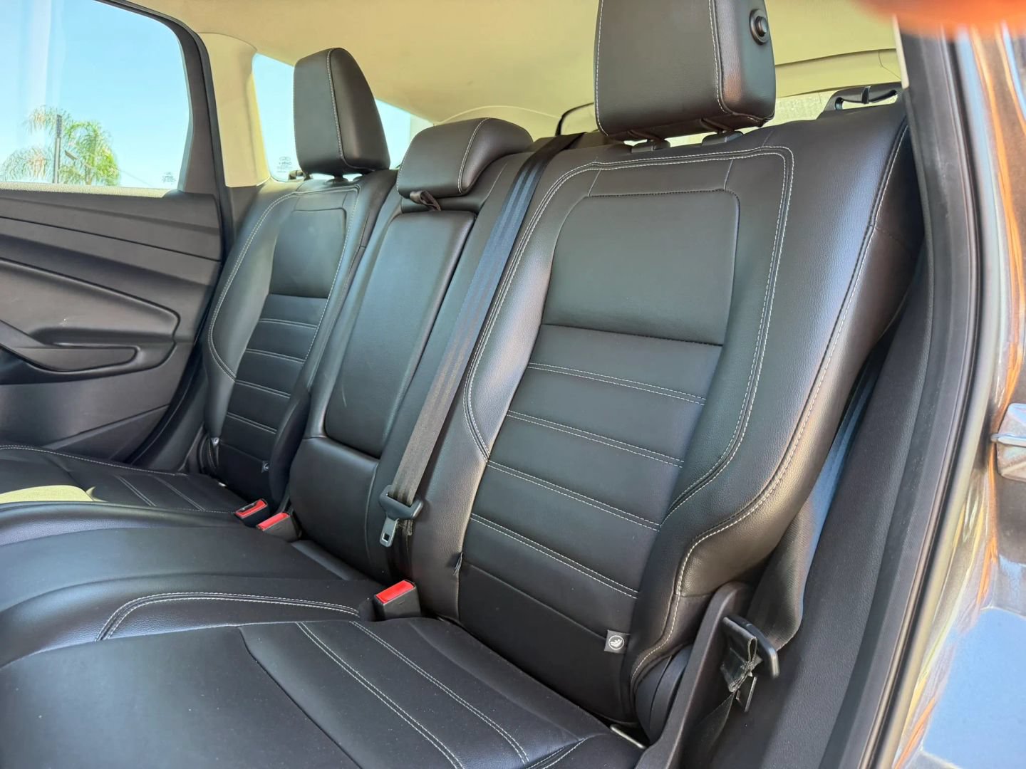 Used 2017 Ford Escape Titanium FWD image 10