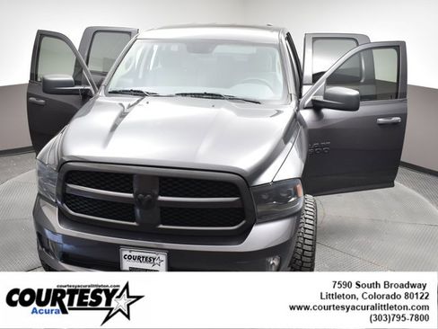Used 2018 RAM 1500 Express w/ Express Value Package image 41