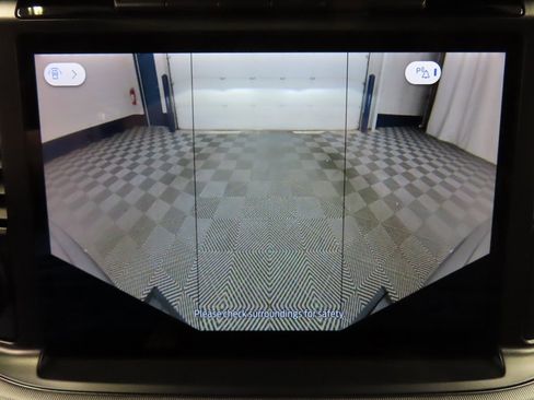 Used 2024 Ford F150 Lariat w/ Equipment Group 502A High image 22