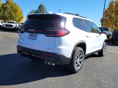 New 2026 GMC Acadia AT4 image 3
