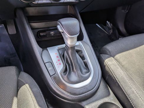 Used 2024 Kia Forte LXS w/ LXS Technology Package FWD image 24