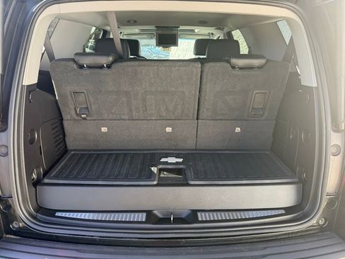 Used 2019 Chevrolet Tahoe LT image 5