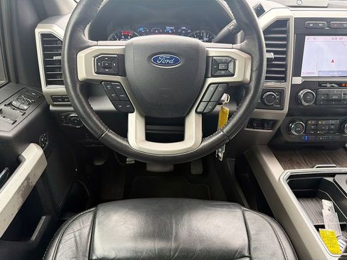 Used 2020 Ford F250 Lariat image 17