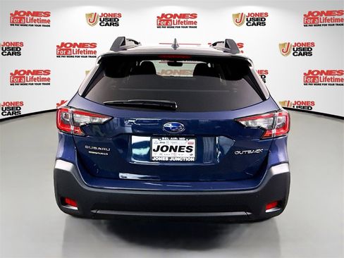 Used 2024 Subaru Outback Premium image 14